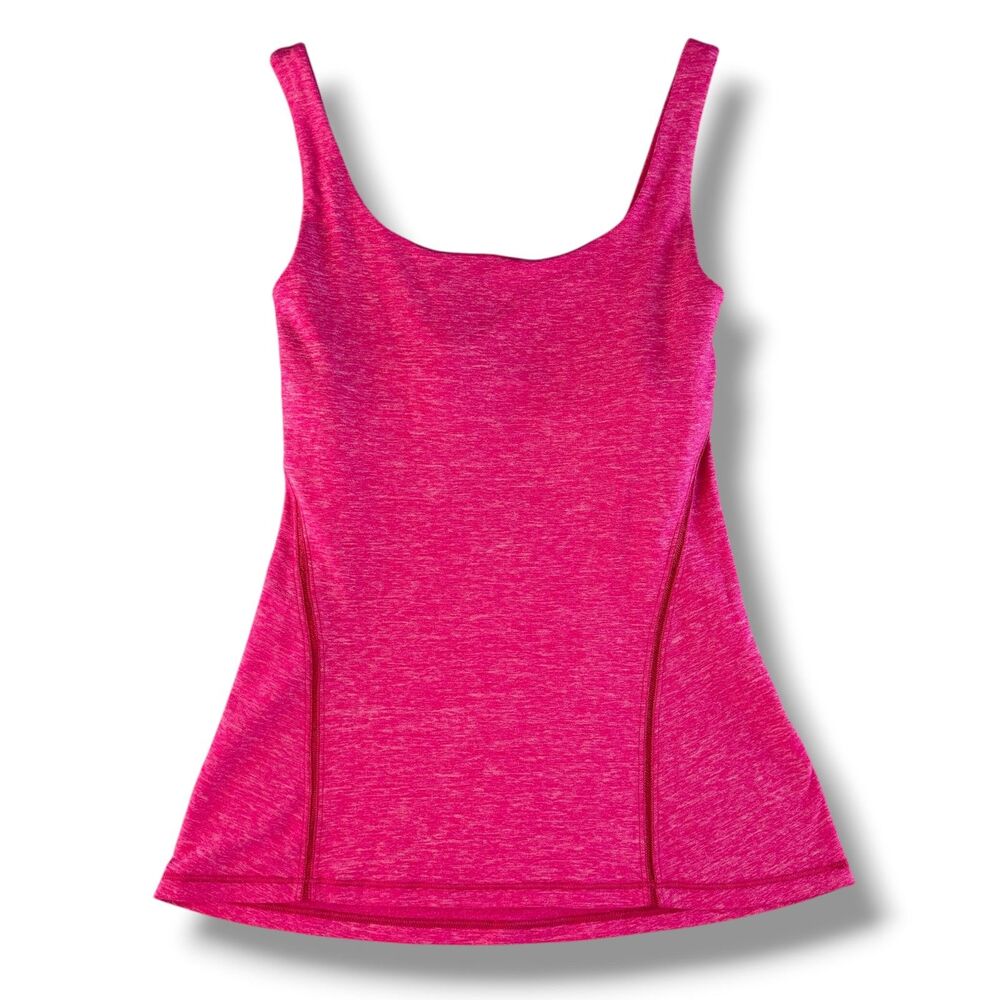Lululemon Athletic Magenta Tank Top Scoop Neck Built-In Bra Size 4 Activewear